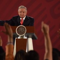 No habrá nuevos contratos petroleros hasta que cumplan con los actuales revira AMLO al CCE