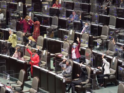 Diputados rechazan la cuenta pública del último año de Peña Nieto