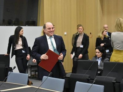 Reino Unido dice haber recibido llamada de un impostor haciéndose pasar por ministro ucraniano