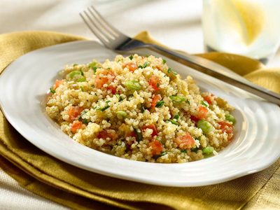 Ensalada de quinoa: si te cansaste de la lechuga y el tomate, esta opción fácil y deliciosa te va a encantar