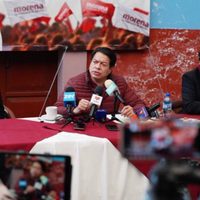 Mario Delgado critica resolución de la Corte que impide promover la consulta de revocación