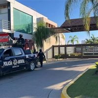 Detienen a presunta célula delictiva en fraccionamiento al norte de Culiacán