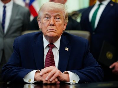Trump intensifica la presión sobre Irán con sanciones a refinería china y 40 navieras