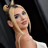 ¡Increíble! Dua Lipa estrenará un tema de la mano de dos importantes reggaetoneros