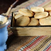 Con solo 3 ingredientes, prepará estos bizcochitos de queso: no vas a parar de comerlos