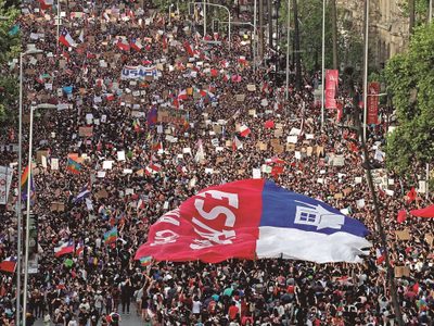 Chile: El furibundo despliegue de la 'revolución”