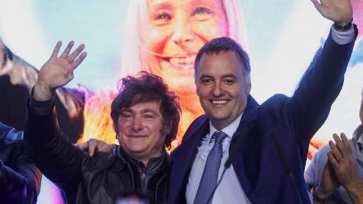 Javier Milei y Manuel Adorni. Fuente: (Instagram)
