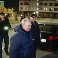 Putin visita la ciudad ocupada ucraniana de Mariúpol