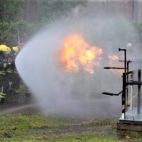 Bomberos de la provincia de Buenos Aires se capacitaron en la Casa de Fuego de Centenario