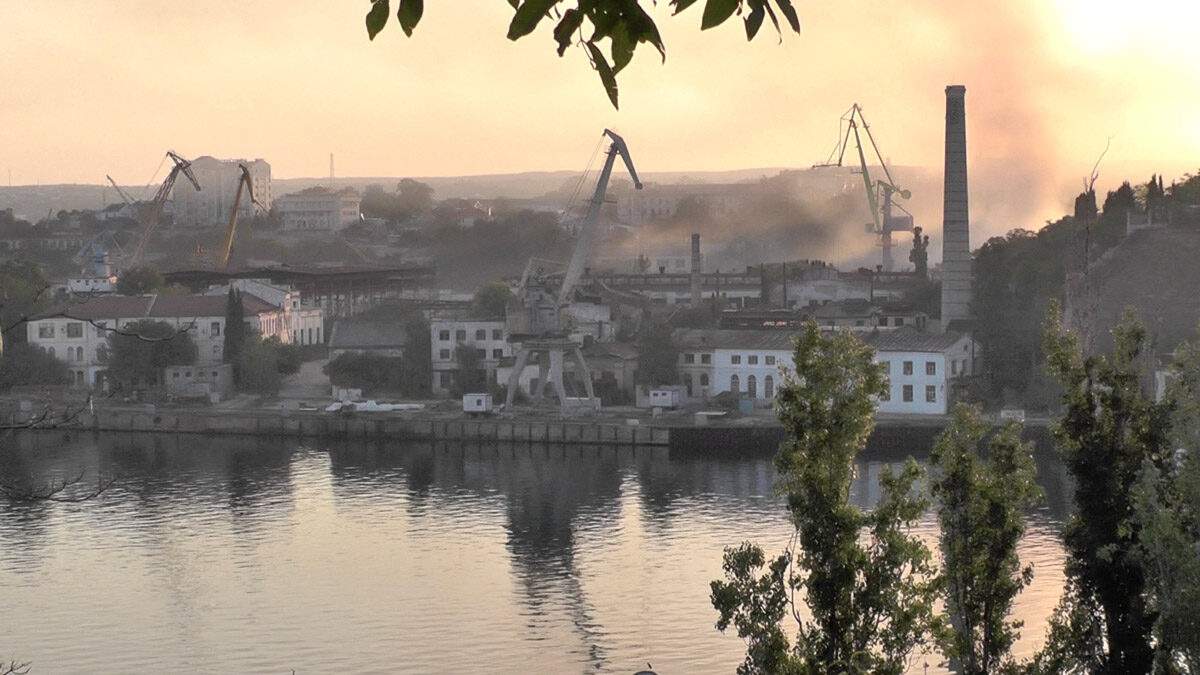Las Fuerzas Armadas ucranianas advirtieron que mantendrán su ofensiva sobre Crimea