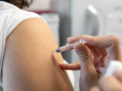 Vacunación contra la gripe H3N2: cuándo empieza la campaña y quiénes deben recibir la dosis