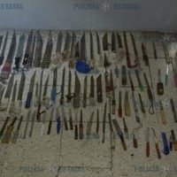 En el penal de Santiaguito decomisan droga y objetos punzocortantes tras operativo
