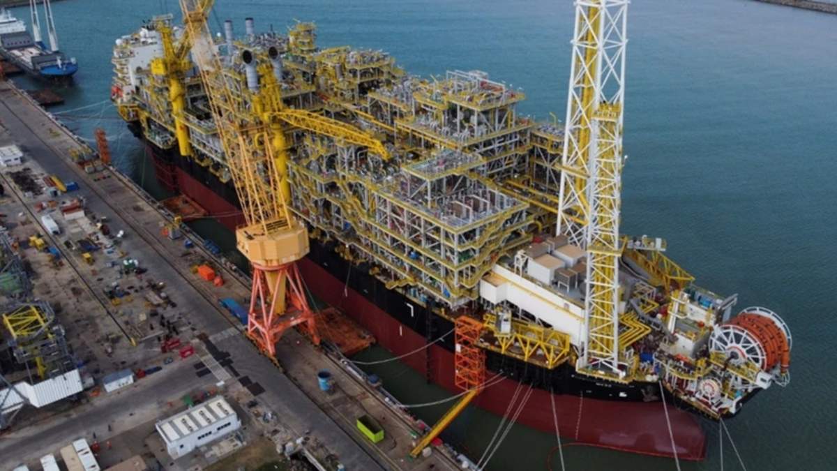 Brasil supera por primera vez la marca de 5 millones de barriles diarios de petróleo