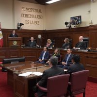 Ministro Laynez defiende salarios y haber de retiro para juzgadores federales