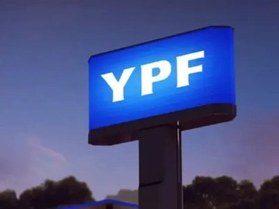YPF confirmó una suba del 1% en los combustibles y mantendrá el precio por 45 días