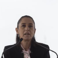Sheinbaum pide a legisladores "actuar con rectitud" sobre desafuero de Toledo y Huerta