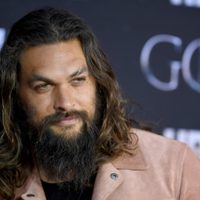 Jason Momoa se convertirá en un muñeco de nieve en su próxima película