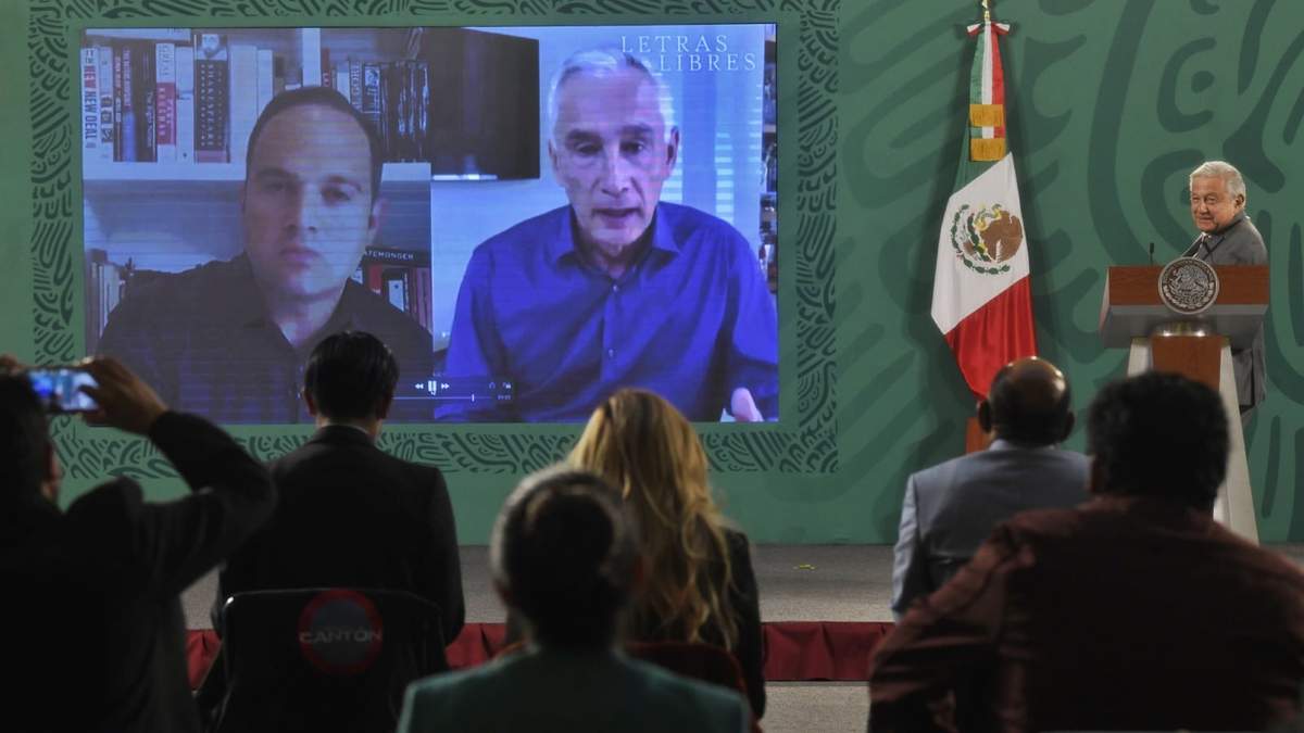 El presidente presentó en su conferencia parte de la conversación entre León Krauze y Jorge Ramos