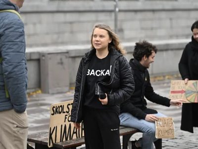 Greta Thunberg se gradúa de secundaria; promete mantener protestas