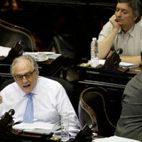 ¿Campaña de persecución? El Gobierno prepara el impuestazo