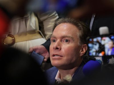 Manuel Velasco prepara reforma contra el nepotismo administrativo