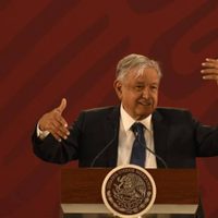 Combate a la corrupción empieza a reflejarse en fortalecimiento del peso: López Obrador