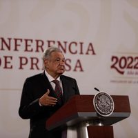 Legisladores que no apoyan iniciativa del PRI sobre militares son "retrógradas, facciosos": AMLO