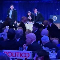 Sheinbaum envía mensaje a Trump tras atentado en la Casa Blanca