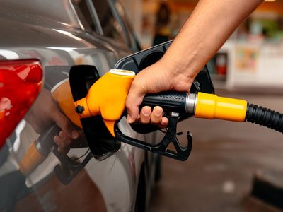 Nafta: de cuánto será el fuerte aumento que impacta nuevamente en el bolsillo