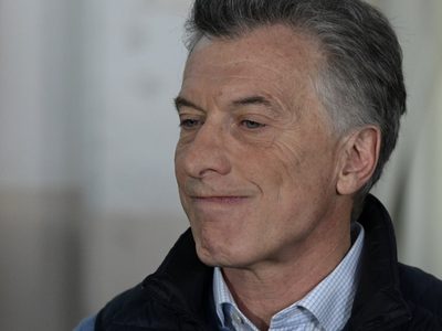 Mayans está convencido de que Macri es el "responsable penal" de la fuga de capitales