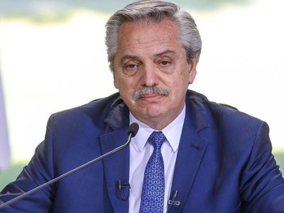 "Jamás": Alberto Fernández negó la devaluación y prometió no tocar los dólares de la gente
