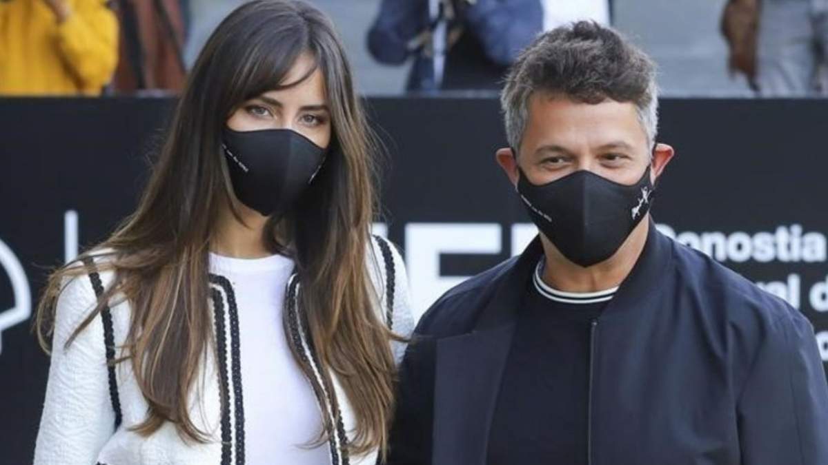 Raquel Valdés y Alejandro Sanz. Fuente: (Instagram)