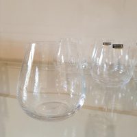 Con los vasos de vidrio que tenés llenos de polvo en la cocina: creá esto mucho más útil y hermoso para tener en casa