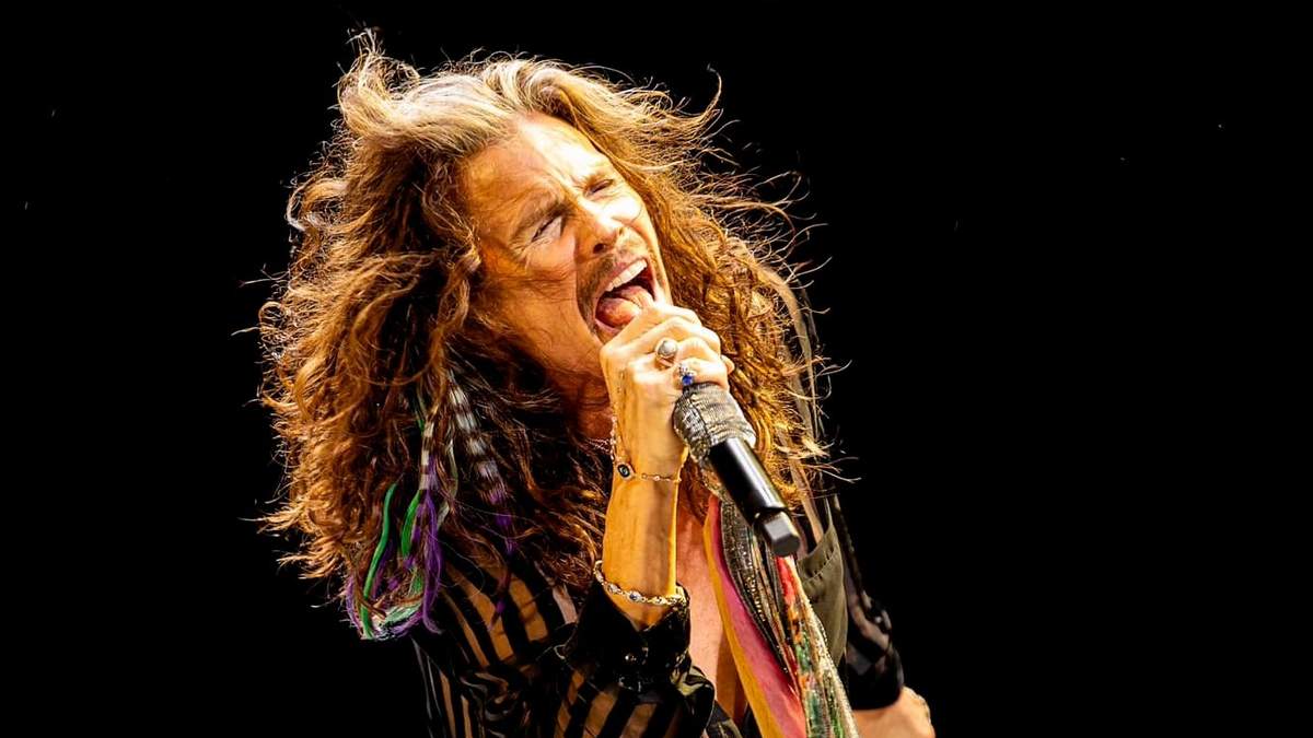El vocalista de la banda Aerosmith, Steve Tyler