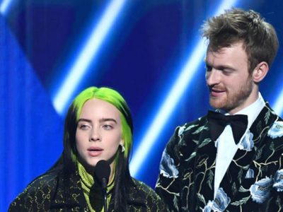 ¿La tenés? Ella es Billie Eilish, tiene 18 años y es ganadora seis premios Grammy 2020 ¿Una genia?