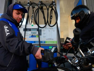 Advierten que las estaciones de servicio atraviesan una "situación crítica"