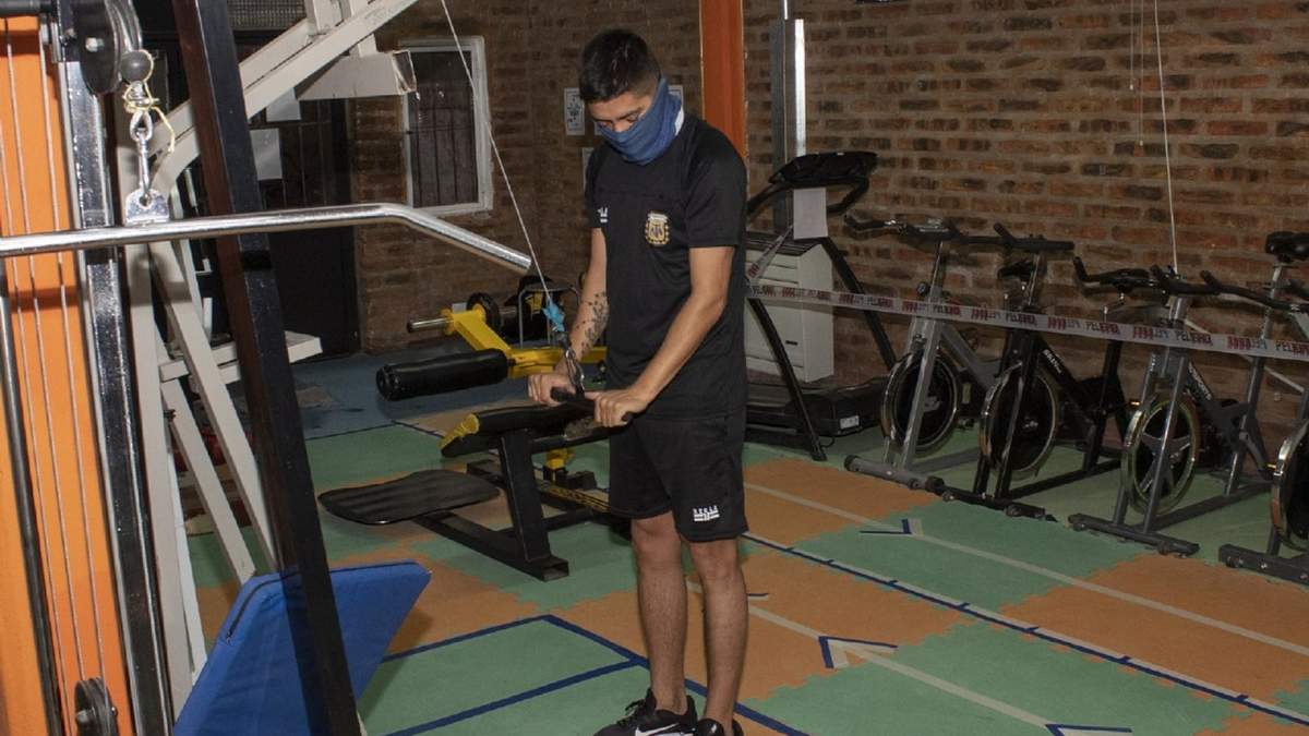 Quienes asistan a los gimnasios deberán usar tapaboca y firmar una declaración jurada, enviada con antelación. Fuente: (Twitter).