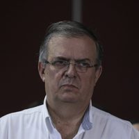 Hago lo que aprendí de AMLO: Ebrard; así explicó su postura ante la encuesta