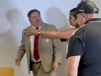 “Piojo” Herrera encara a periodista que lo critica tras derrota de Costa Rica contra Haití (Video)