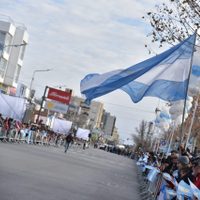 Con la vuelta del desfile cívico militar, Neuquén celebró los 208 años de la independencia