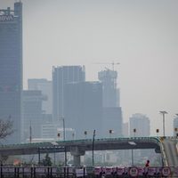Se activa la Fase 1 de contingencia ambiental: estos autos no circulan el jueves