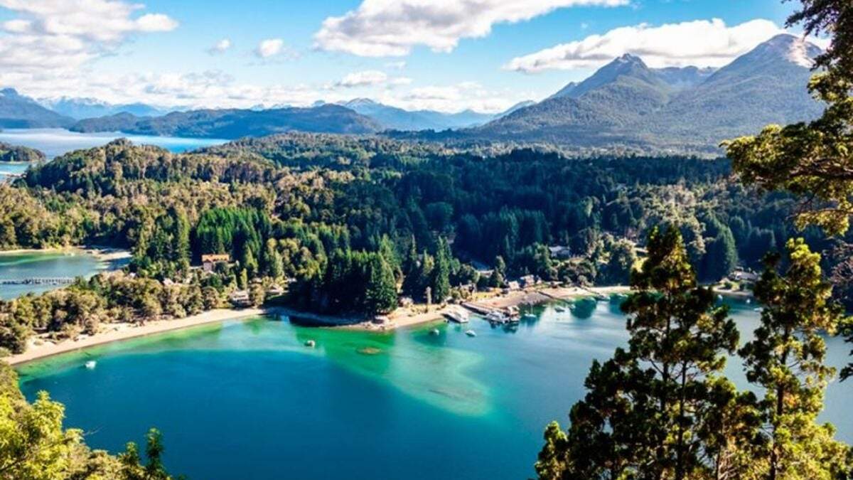 Día soleado en Villa La Angostura. Fuente: (Facebook)