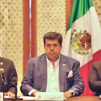 Persisten extorsiones contra transportistas en Durango; gobernador ofrece “meterse con todo”