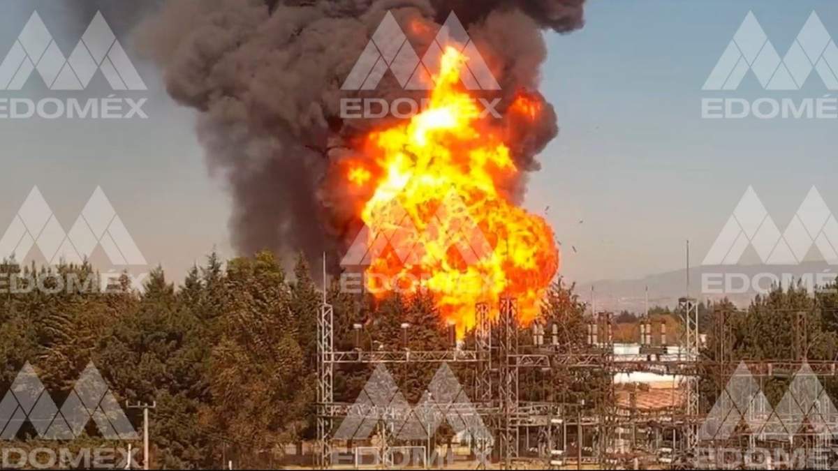 El incendio en una fábrica de pinturas en Lerma, Edomex