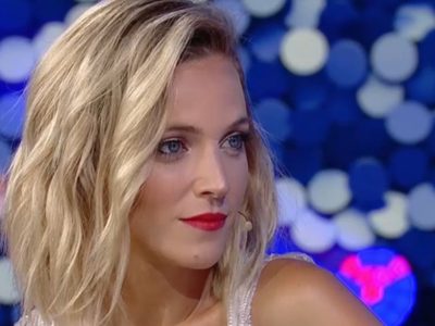 Luisana Lopilato se sumó al desafío viral de los famosos y sorprendió con su foto para “Tinder” ¿Qué