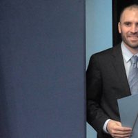 El Gobierno oficializó la propuesta de reestructuración de la deuda