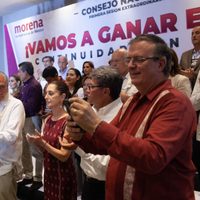 "Corcholatas" evitarán "medios reaccionarios, conservadores y adversarios" de la 4T