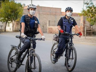 Pago extra a policías y personal del 911 en Río Negro