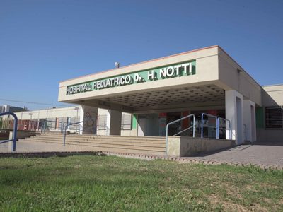 Hizo marcha atrás y atropelló a su hijo de 2 años en Lavalle