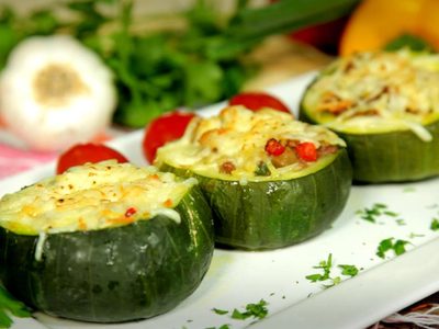 Zapallitos rellenos sin horno: la receta fácil, baja en calorías y lista en pocos minutos